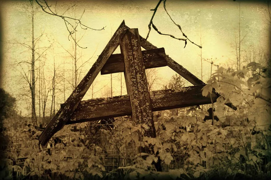 Город, пейзаж, натюрморт — художественная фотография Вячеслава Ларионова (серия «Город и пейзаж», 2015 г.)