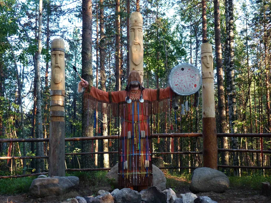 Капище Северных Ветров (шаманские мотивы) — художественная фотография Вячеслава Ларионова (серия «Капище и сакральное», 2021 г.)