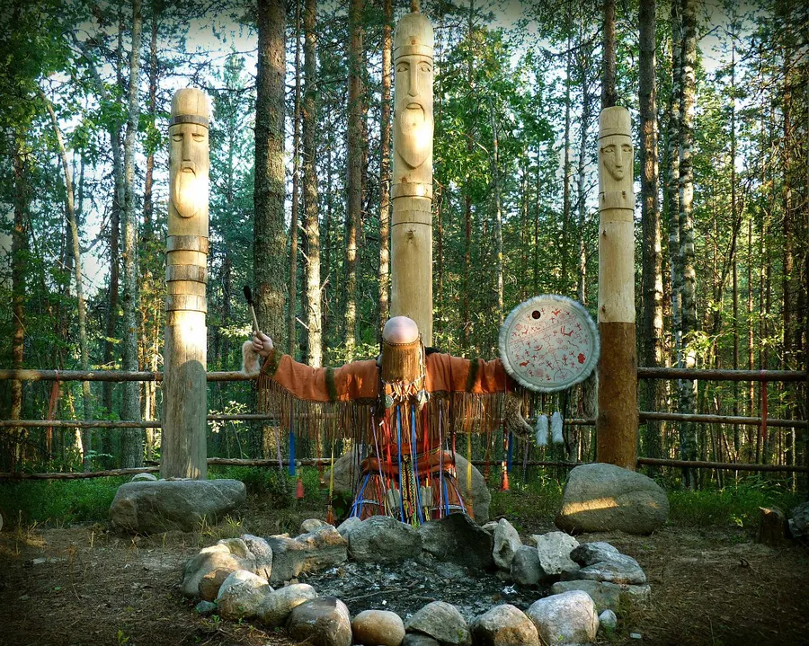 Капище Северных Ветров (шаманские мотивы) — художественная фотография Вячеслава Ларионова (серия «Капище и сакральное», 2016 г.)